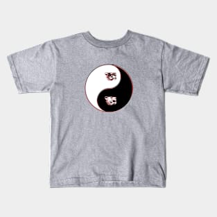 yin yang balance harmony design eastern philosophy Kids T-Shirt